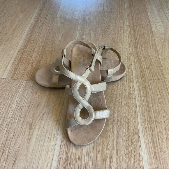 Vionic Metallic Creme Comfy Orthotic Jodie Backstrap Sandals Womens Size 10 - Picture 3 of 9